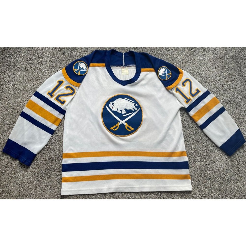 Vintage 80’s Mens Large CCM Maska Buffalo Sabres NHL Rick Vaive #12 Away Jersey